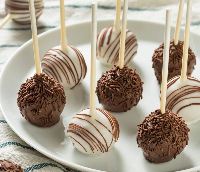 cake pops - jednostavan i ukusan kolac na stapicu
