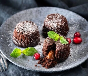 najbolji cokoladni desert: souffle ili lava kolac