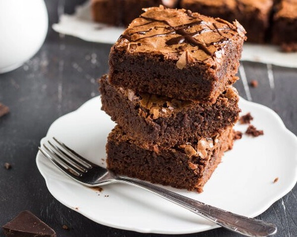 brownies s puterom od indijskih orascica