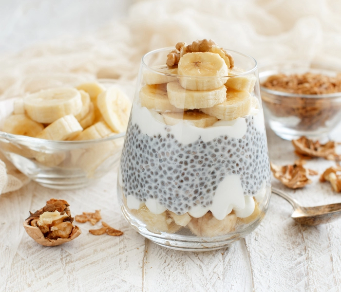 fit chia puding s bananom