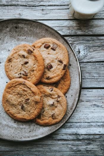 Veganski keksi s komadićima čokolade