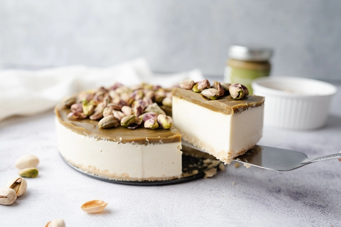 pistacijev cheesecake bez pecenja