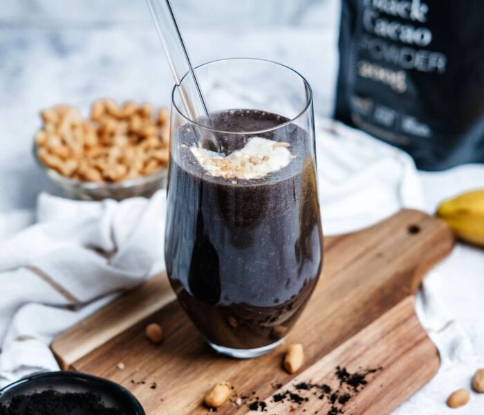 crni oreo-snickers smoothie