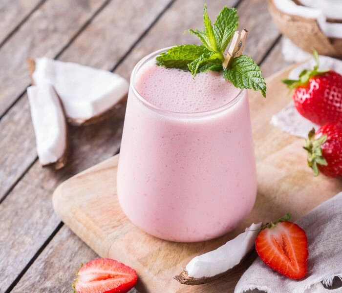 fit milkshake od jagoda