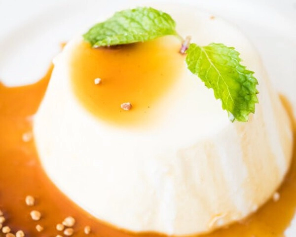 panna cotta s marakujom