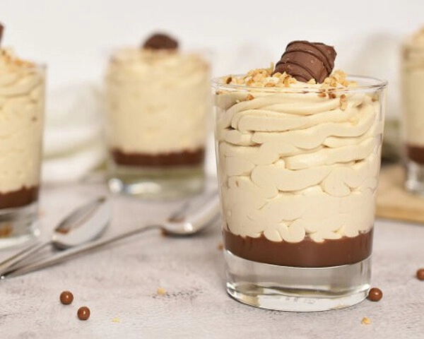 kinder bueno u casi