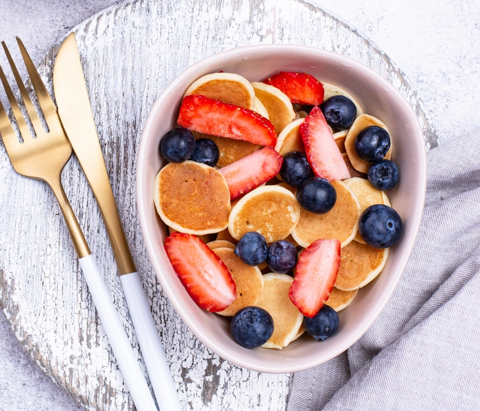 mini americke palacinke s namazom od ljesnjaka s kakaom bez dodanog secera