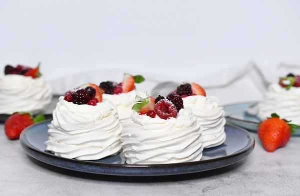 mini pavlova kolacici