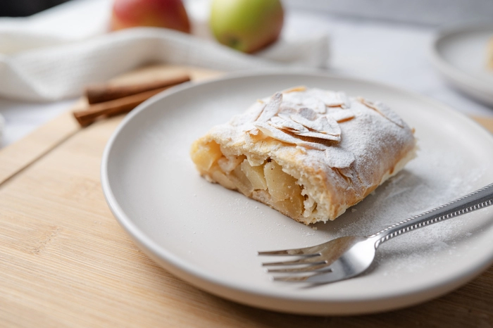 jabucni strudel u slatko-slanoj verziji
