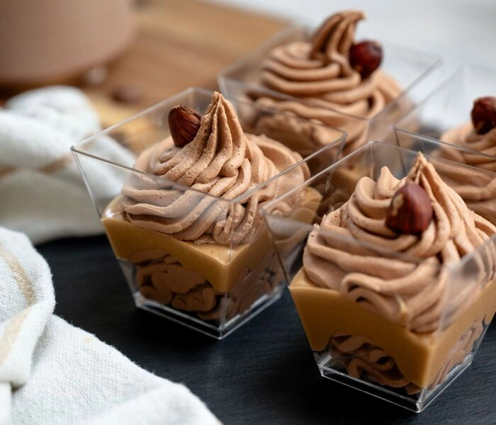 cokoladni mousse sa bam namazom od ljesnjaka