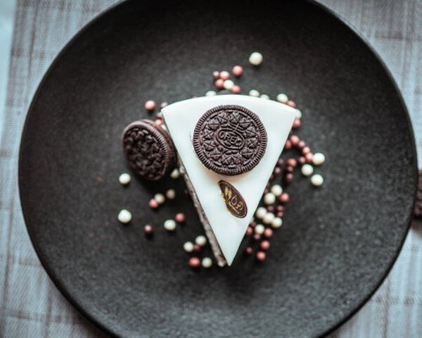 recept za cheesecake bez pecenja s oreo keksima
